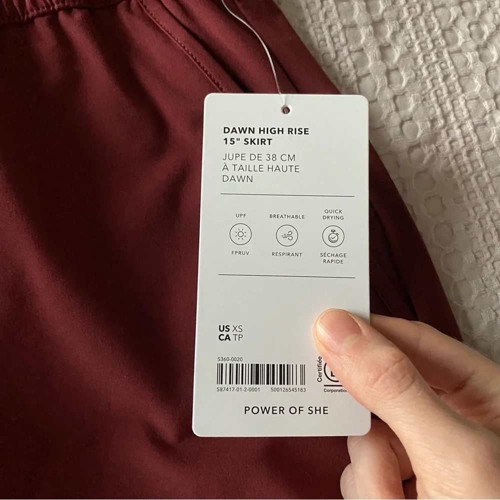 NWT Athleta Dawn High Rise 15” Skirt Redwood Sz XS Active Summer Travel Pockets